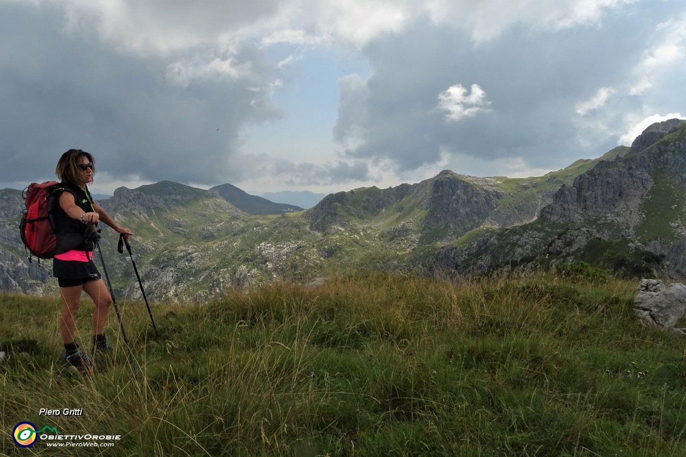62 Vista verso Sodadura, Cima di Piazzo (a sx) ....JPG